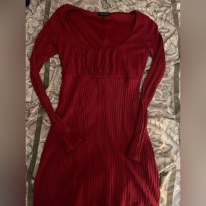 super cute red body on dress!